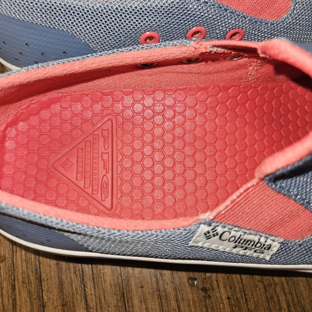 Columbia PFG women’s and Pink and Blue Slip-On Boating/Deck Shoes size  6